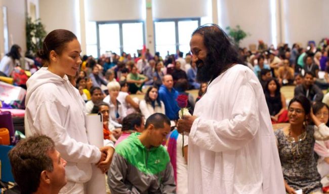 jessica-presenting-to-guruji